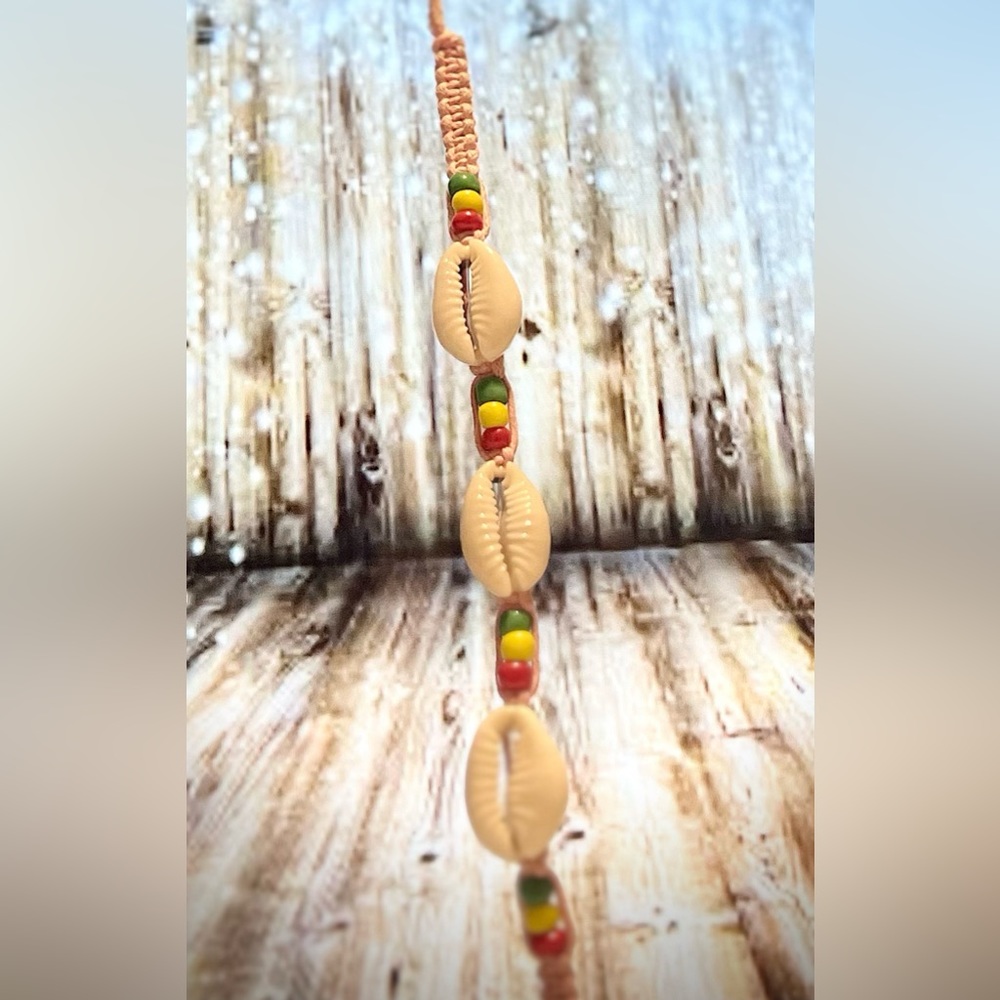 Jamaican shell bracelet